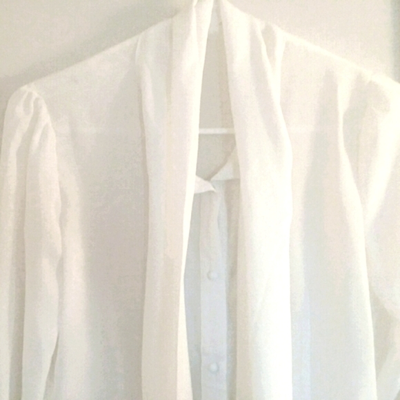 Blouse with Tie - Unworn - Picture 5 of 8